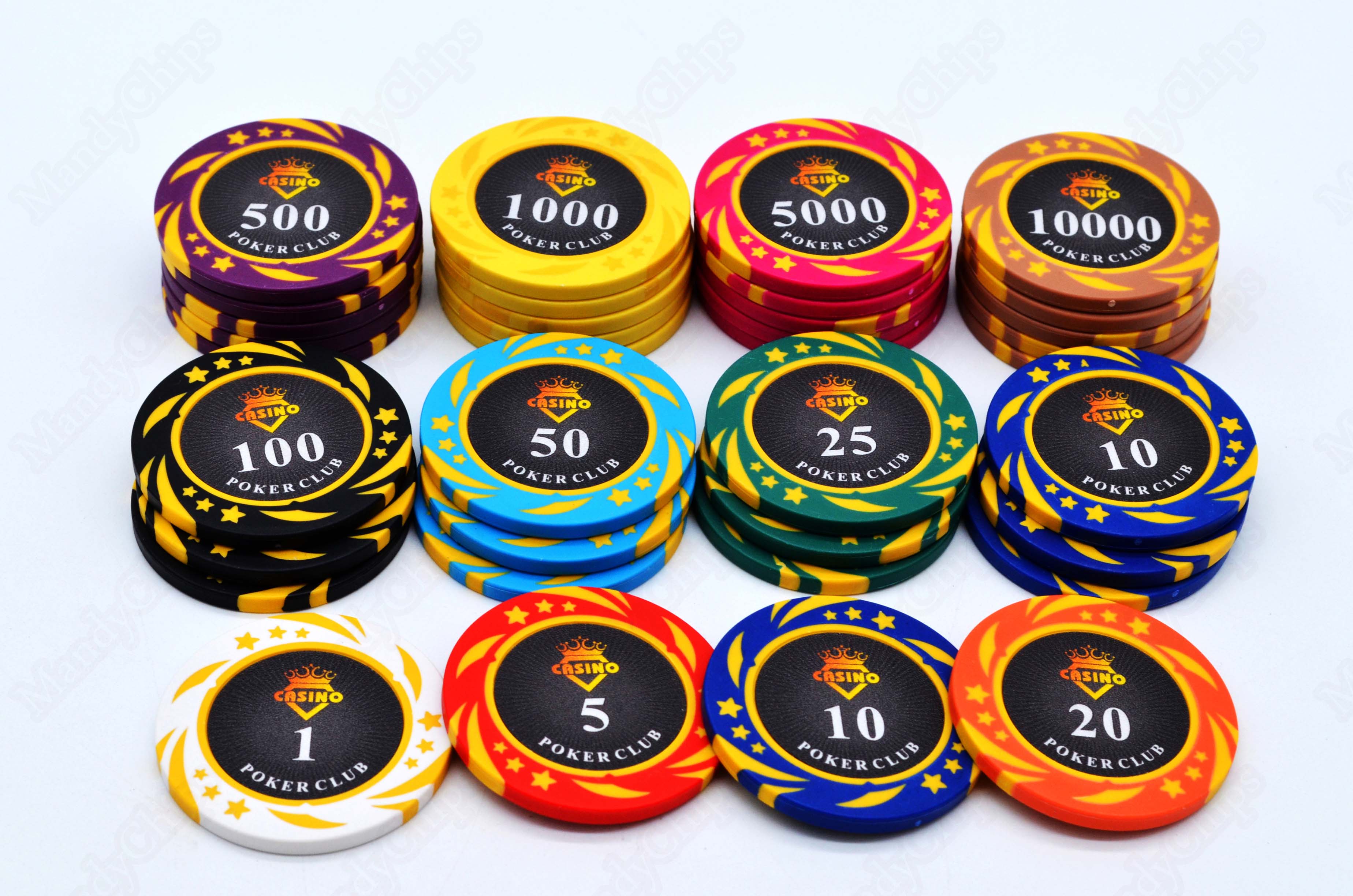 Ruby Royale: Kırmızı ve Siyahın Dansı